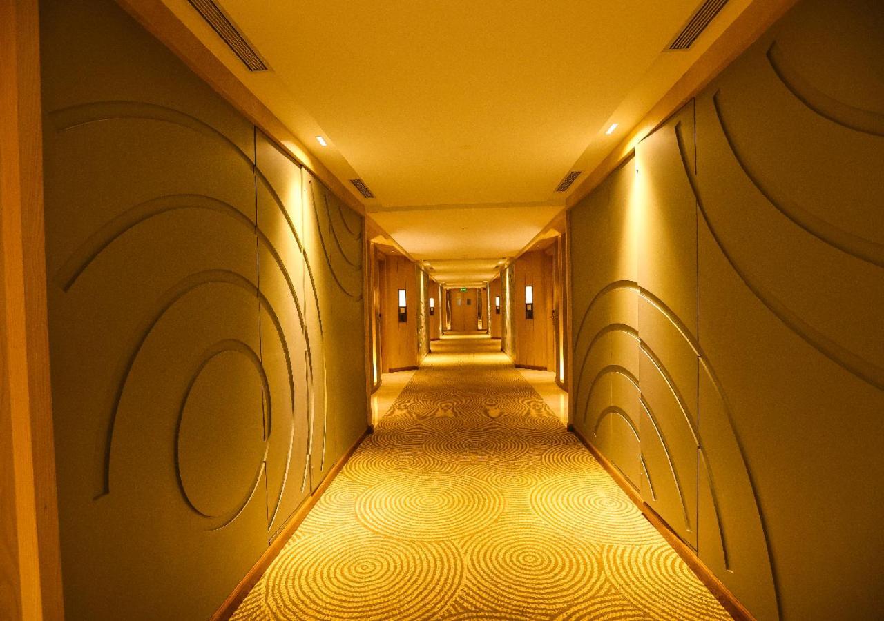 Hotel Radisson Bhópál Exteriér fotografie