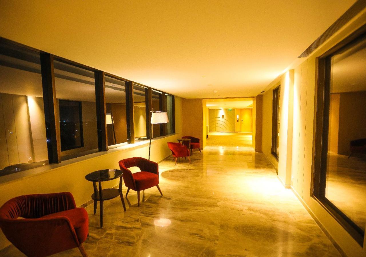 Hotel Radisson Bhópál Exteriér fotografie