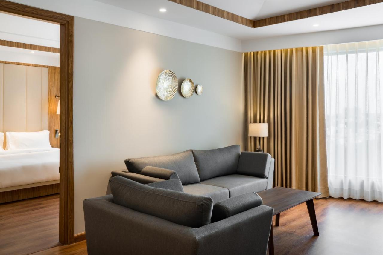 Hotel Radisson Bhópál Exteriér fotografie